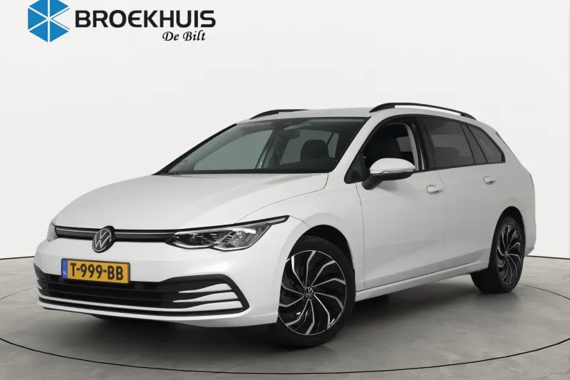 Volkswagen Golf (2023)