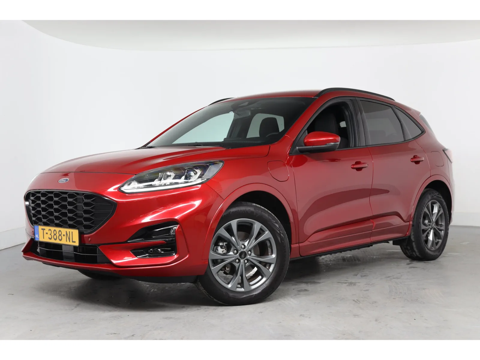 Ford Kuga (2023) — foto 1