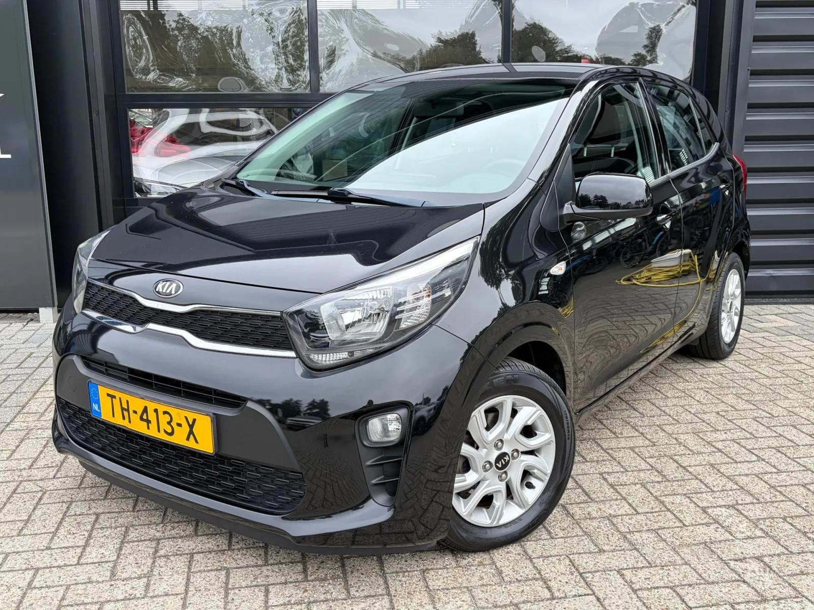 Kia Picanto (2018) — foto 1