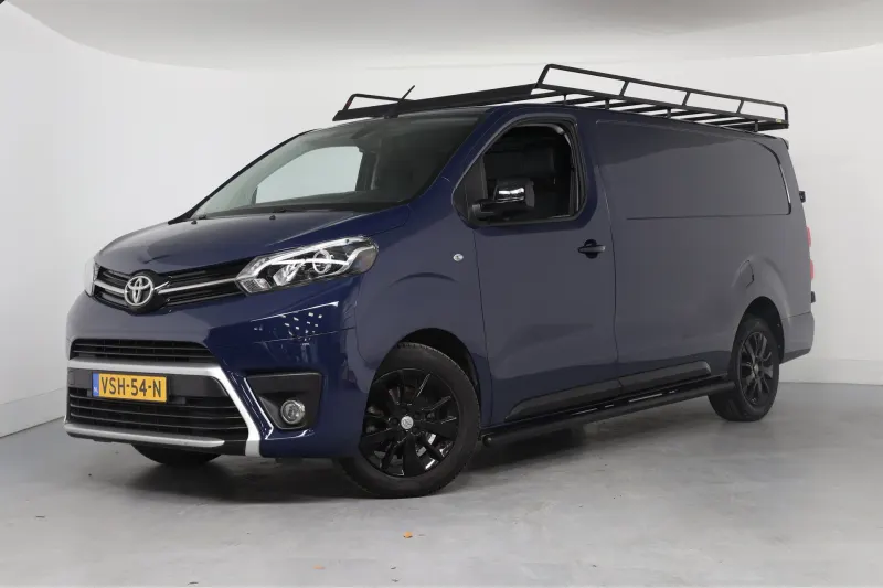 Toyota ProAce Long Worker (2022)