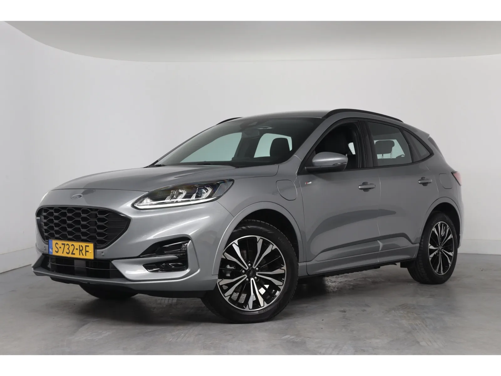 Ford Kuga (2023) — foto 1