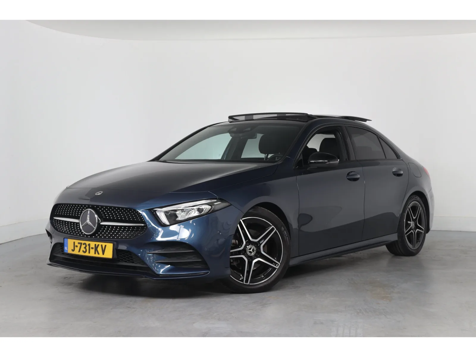 Mercedes-Benz A-Klasse (2020) — foto 1