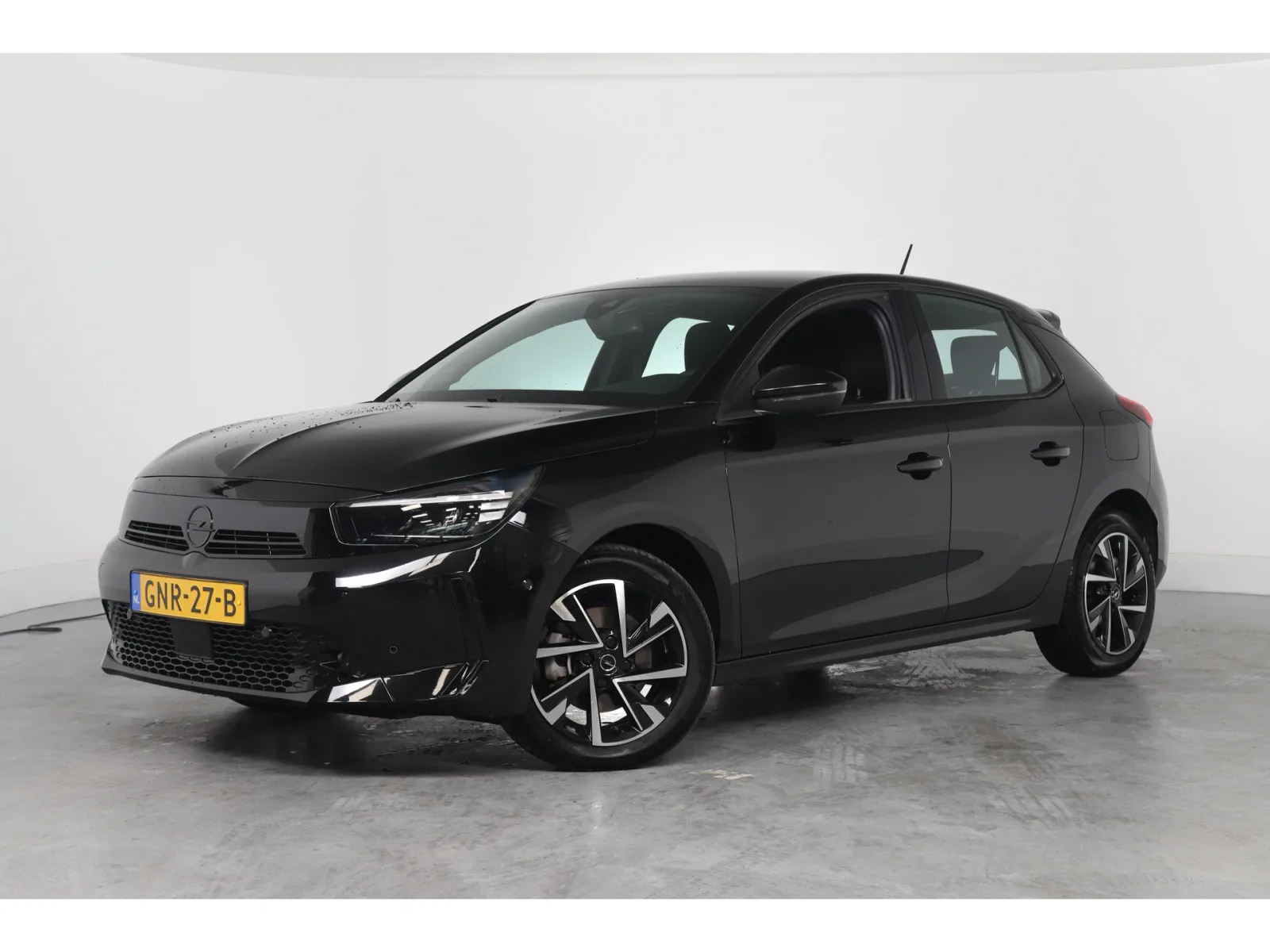 Opel Corsa (2024) — foto 1