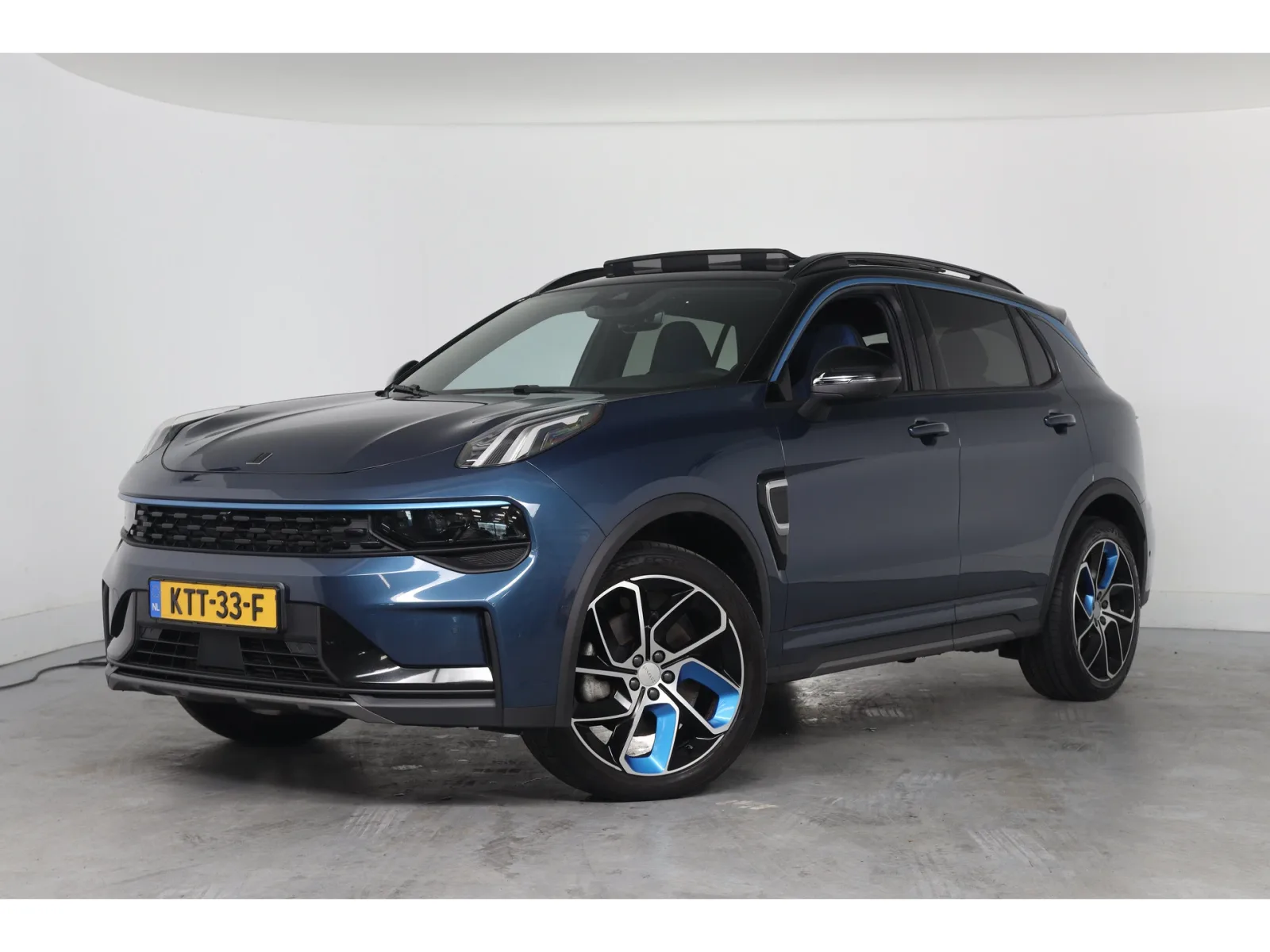 Lynk & Co 01 (2024) — foto 1