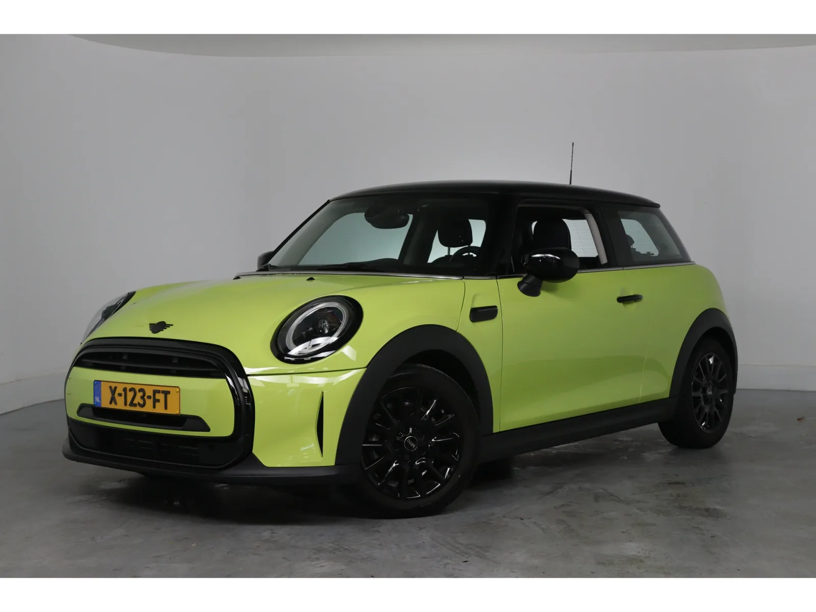 MINI Cooper (2023) — foto 1