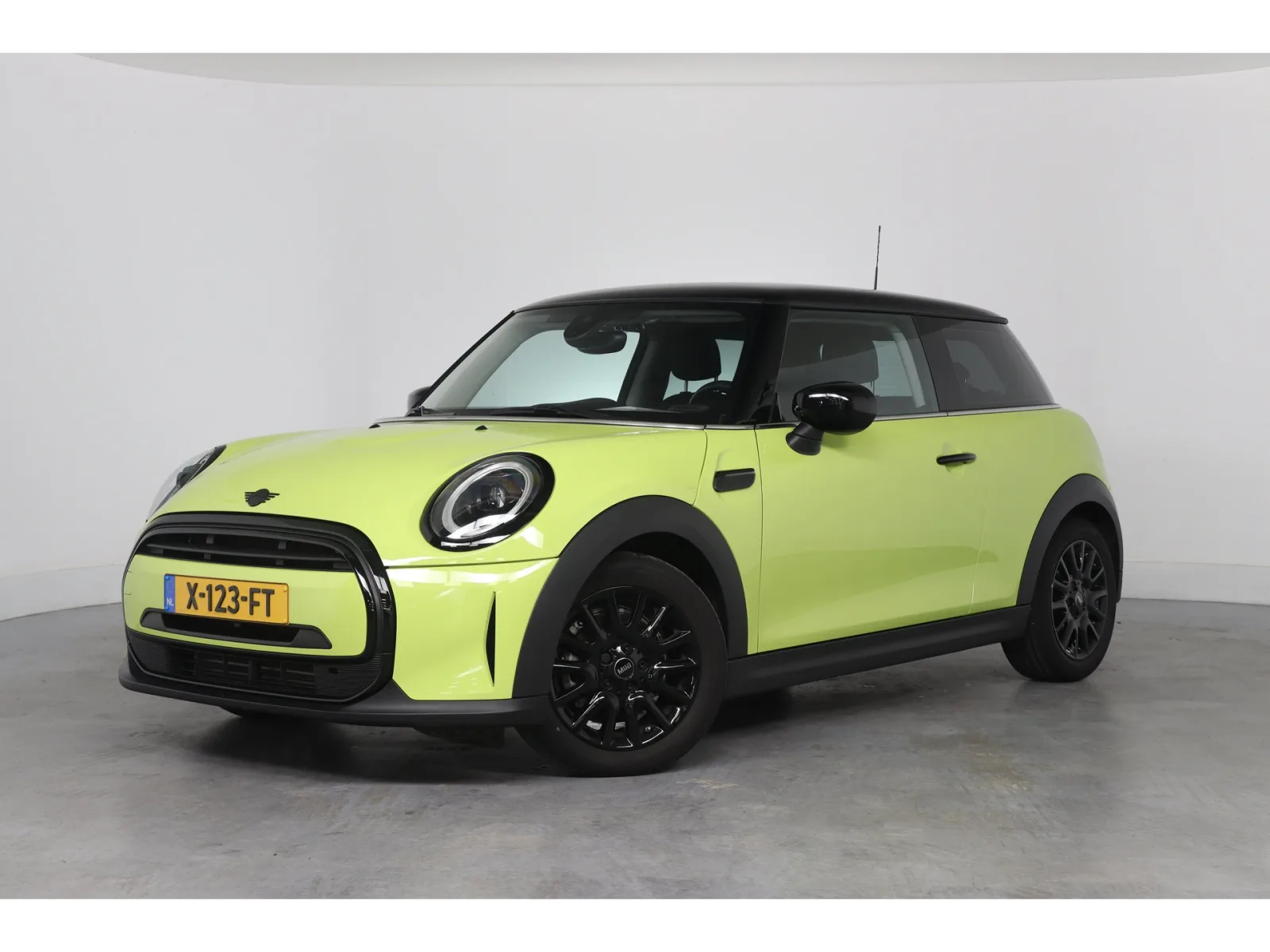 MINI Cooper (2023) — foto 1