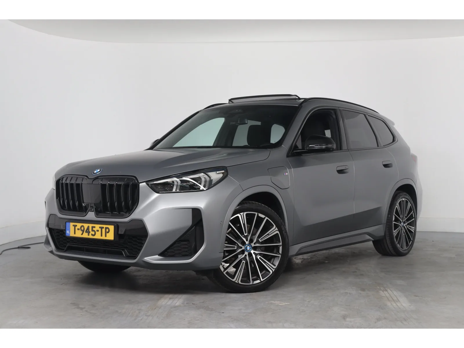 BMW X1 (2023) — foto 1