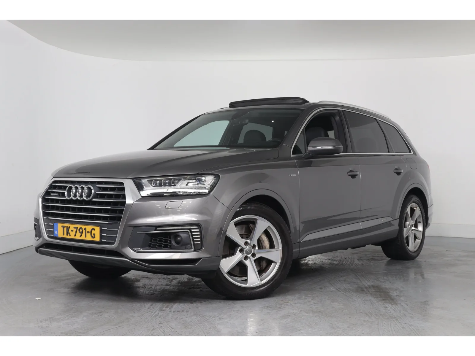 Audi Q7 (2016) — foto 1