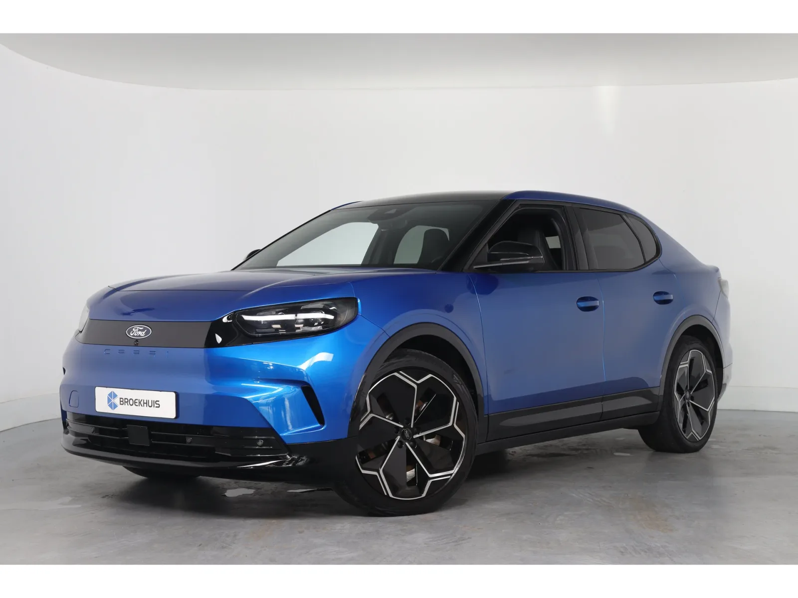 Ford Capri (2025) — foto 1
