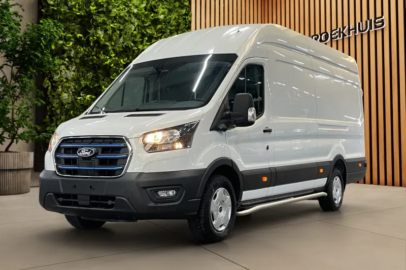 Ford E-Transit (2025)