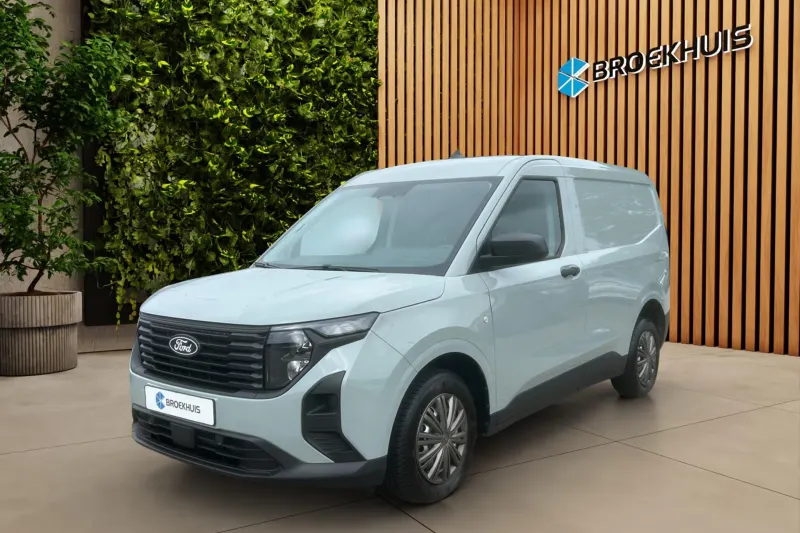 Ford Transit Courier (2024)