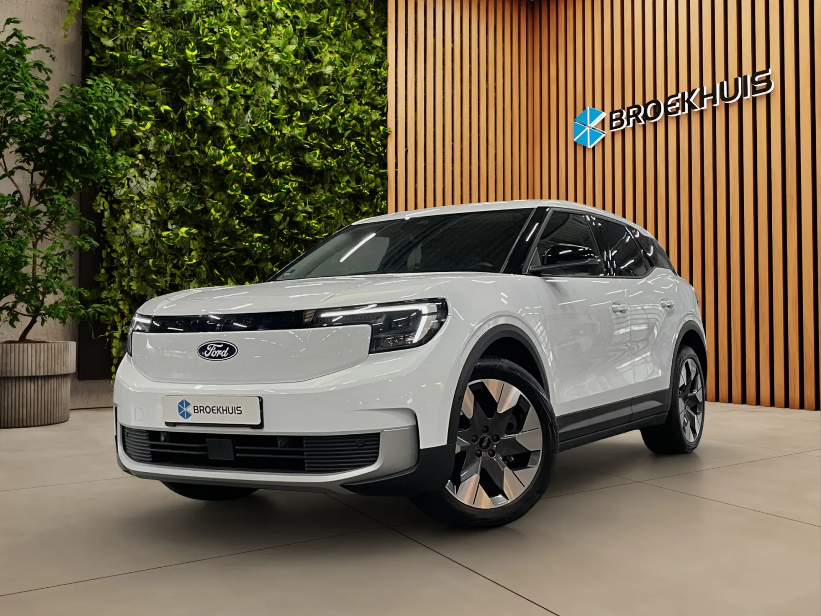 Ford Explorer (2024) — foto 1
