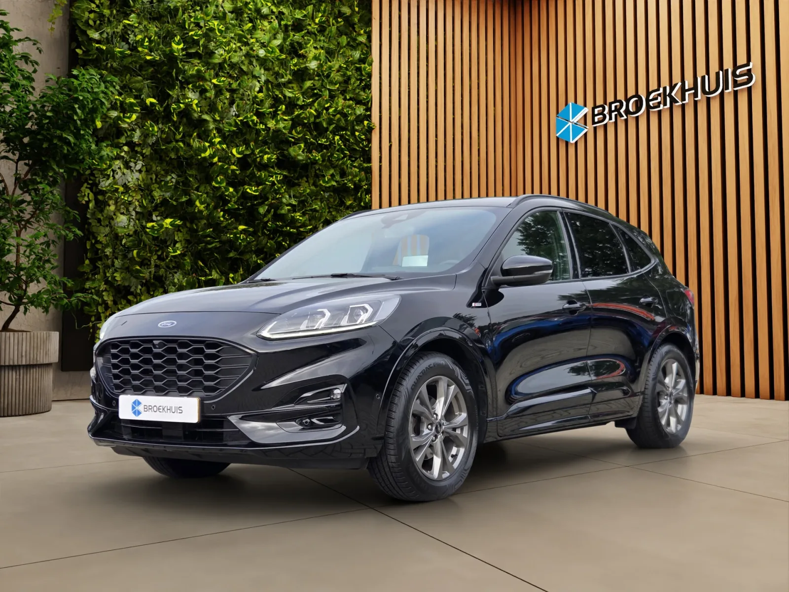 Ford Kuga (2021) — foto 1