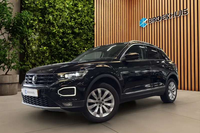 Volkswagen T-Roc (2021)
