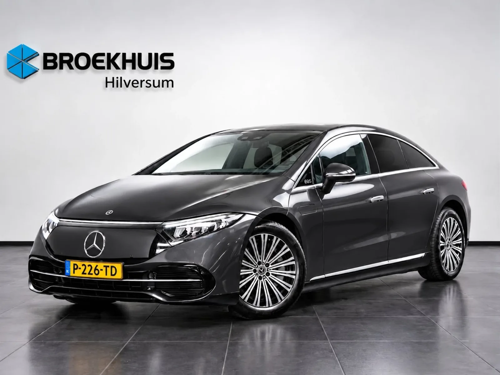 Mercedes-Benz EQS (2022) — foto 1
