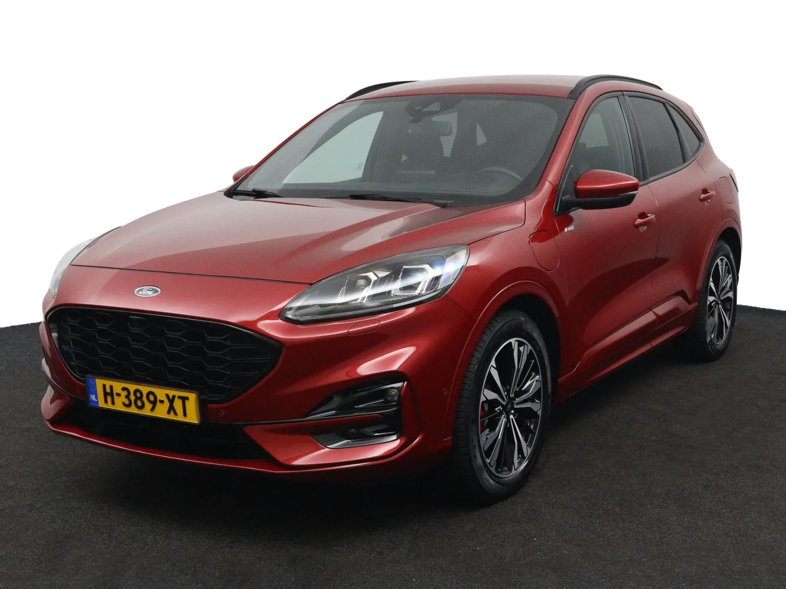Ford Kuga (2020) — foto 1