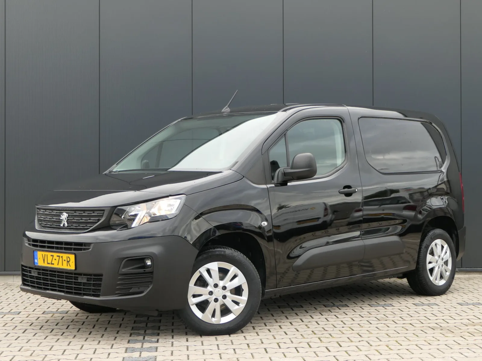 Peugeot Partner (2021) — foto 1