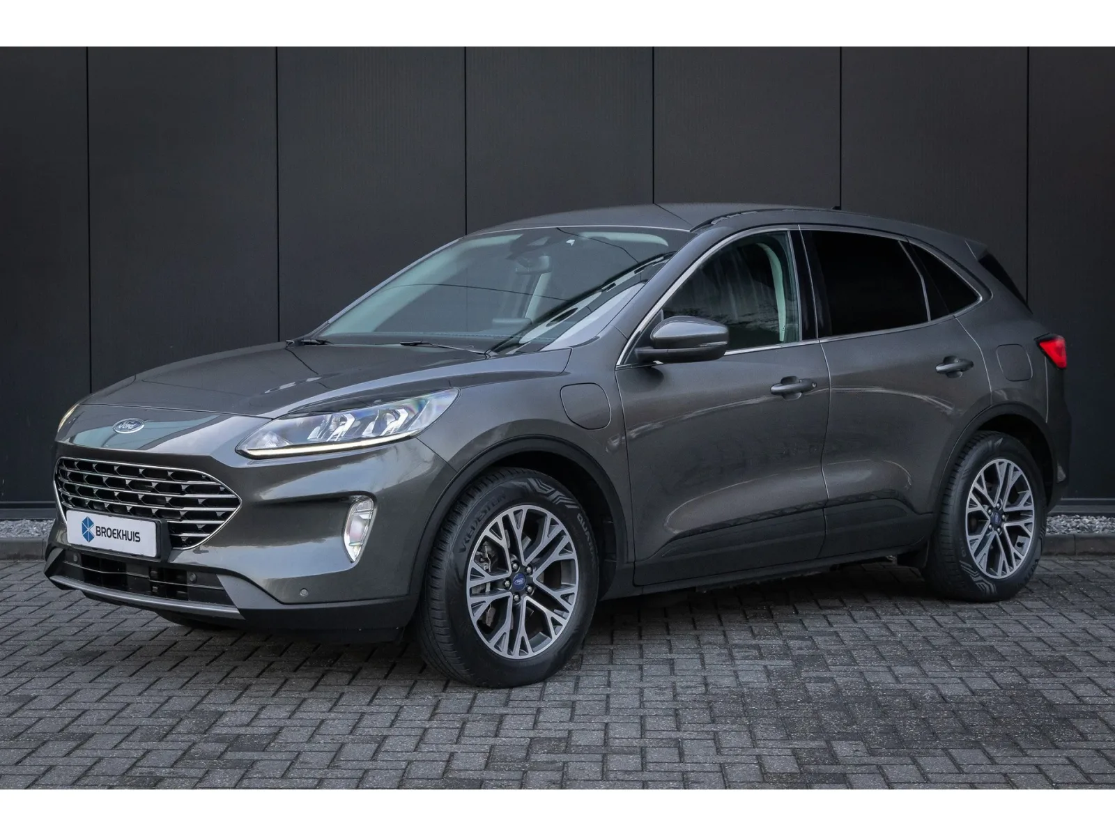 Ford Kuga (2020) — foto 1