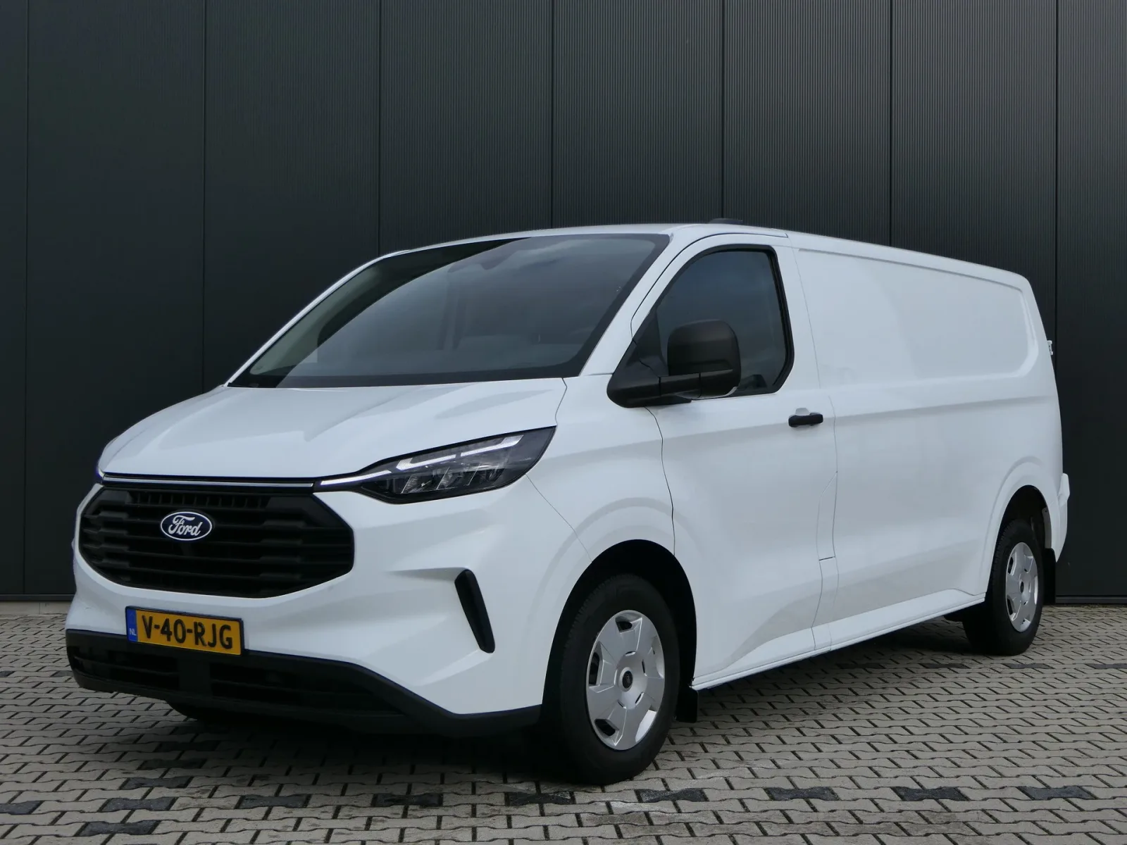 Ford Transit Custom (2024) — foto 1