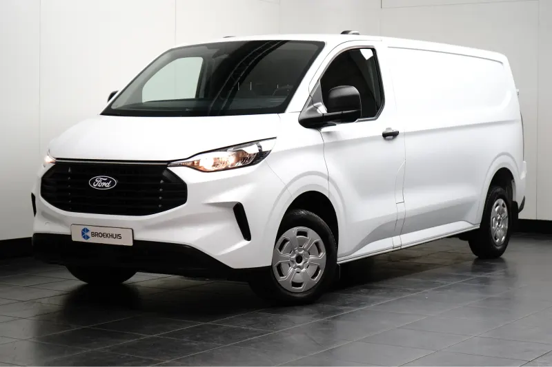 Ford Transit Custom (2024)