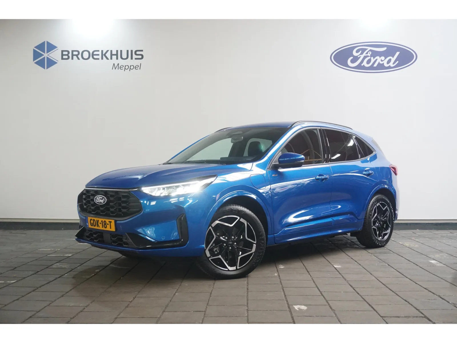 Ford Kuga (2024) — foto 1