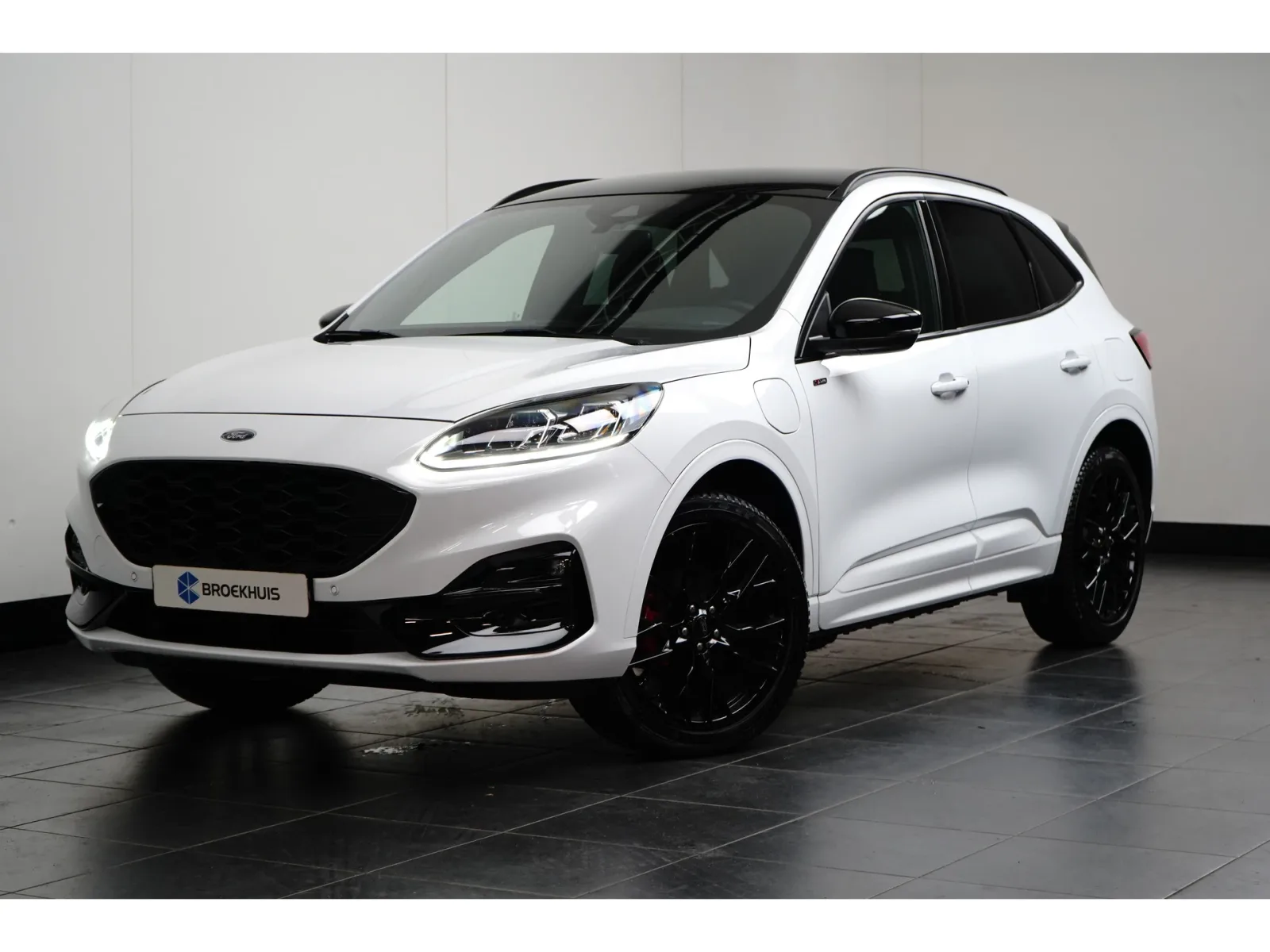 Ford Kuga (2023) — foto 1