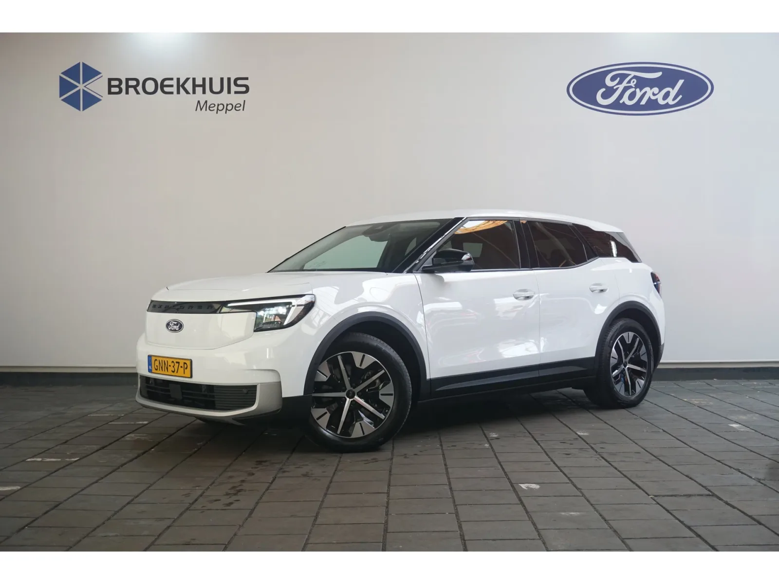 Ford Explorer (2024) — foto 1