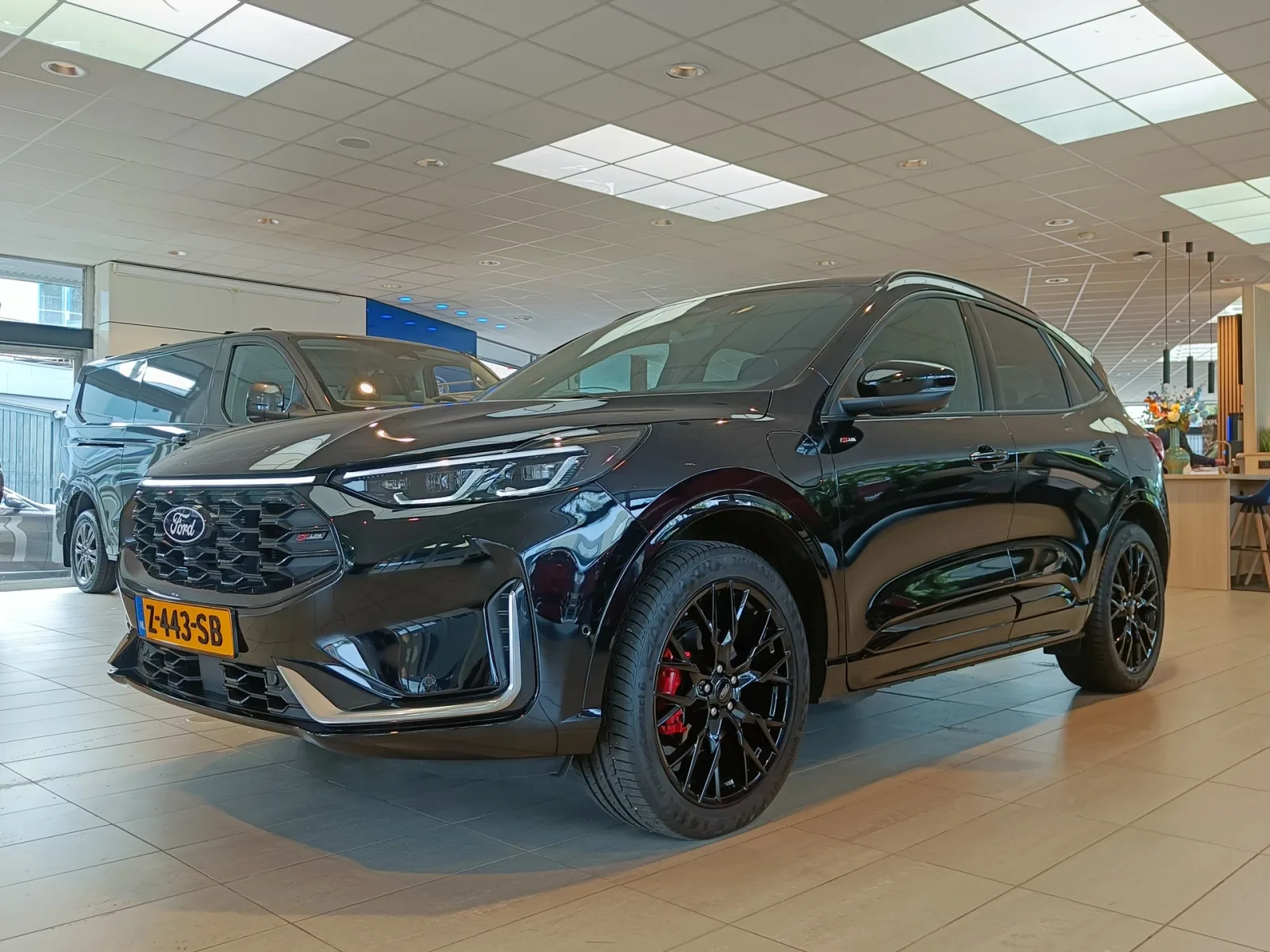 Ford Kuga (2024) — foto 1