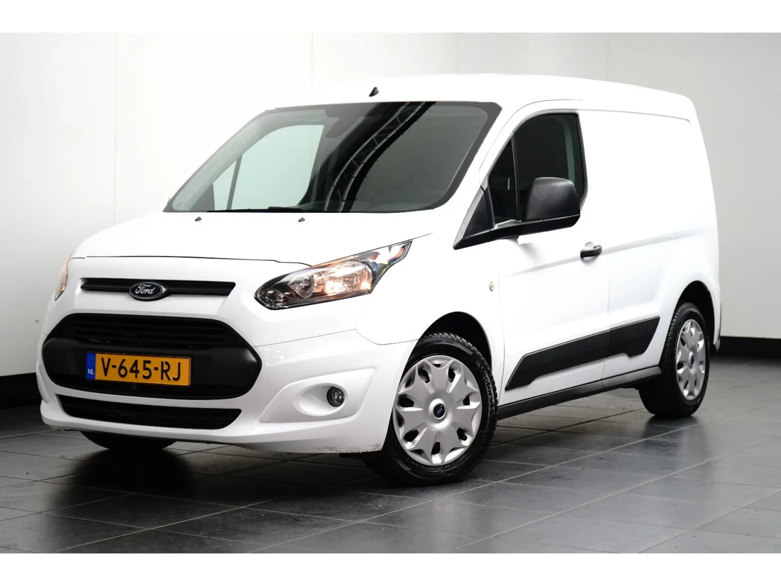 Ford Transit Connect (2018) — foto 1