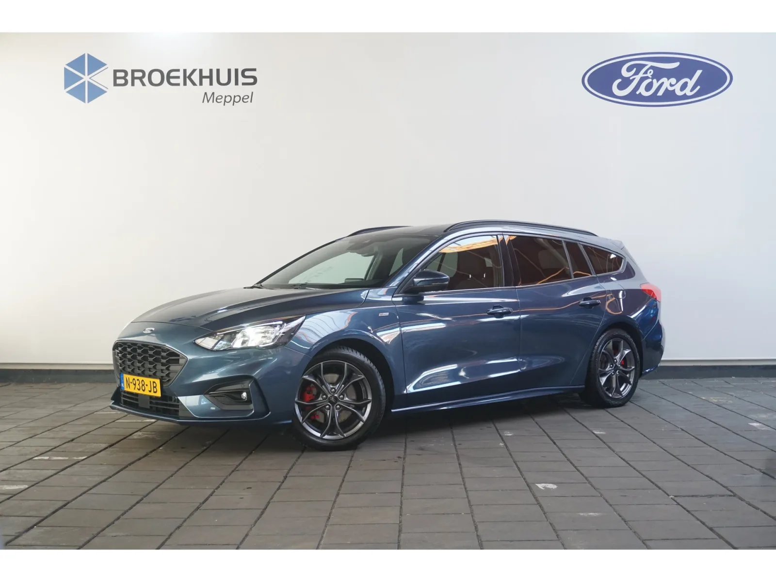 Ford Focus (2021) — foto 1