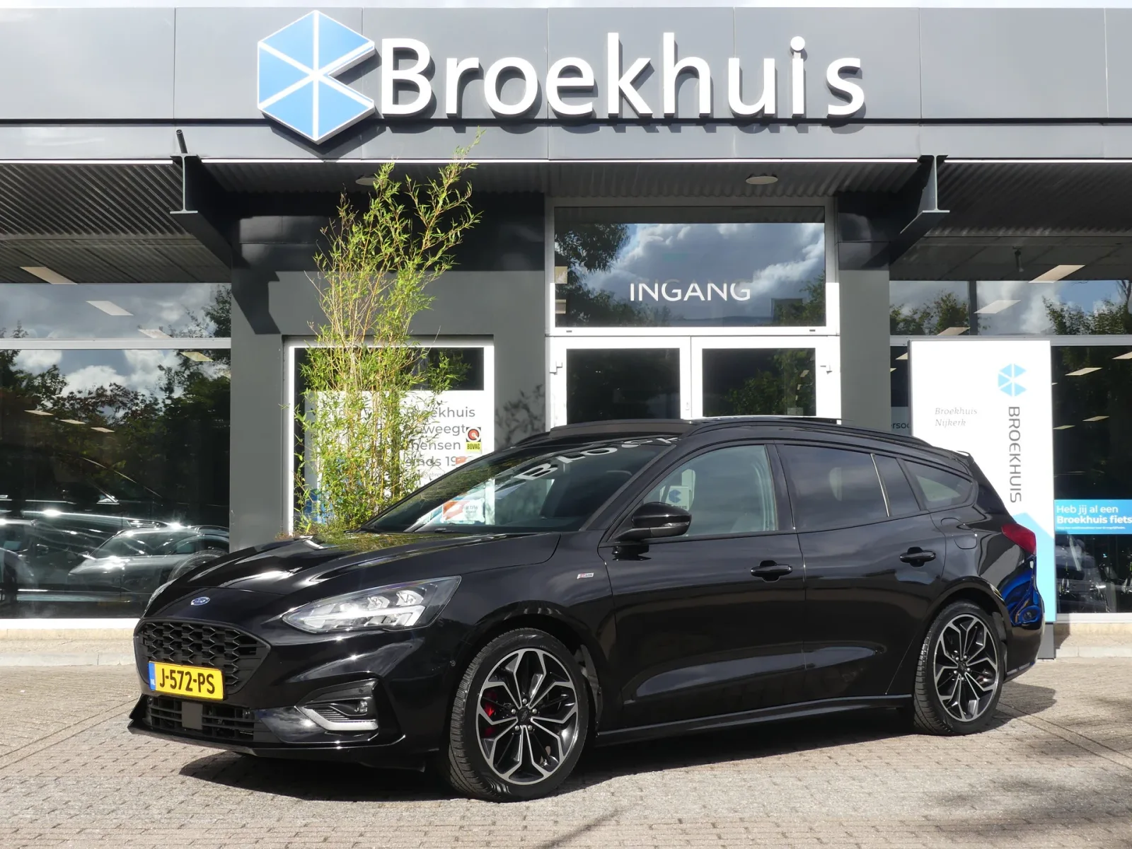 Ford Focus (2020) — foto 1
