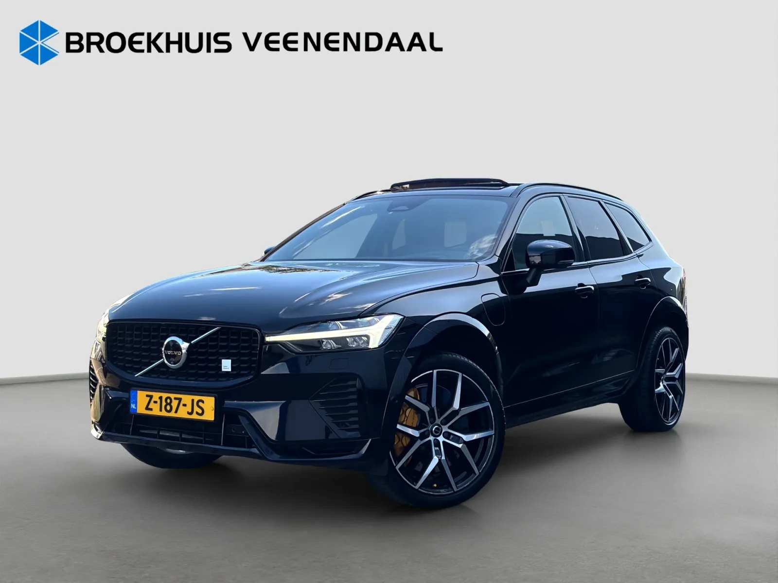 Volvo XC60 (2024) — foto 1
