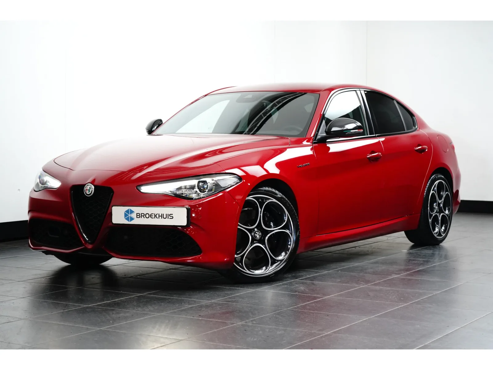 Alfa Romeo Giulia (2021) — foto 1
