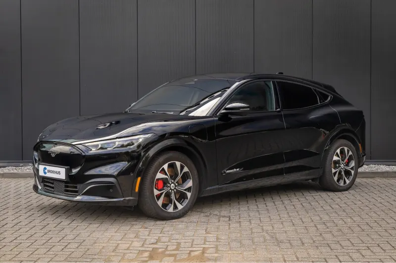 Ford Mustang Mach-E (2024)