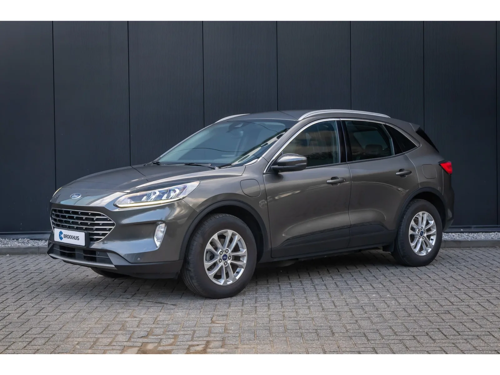 Ford Kuga (2022) — foto 1