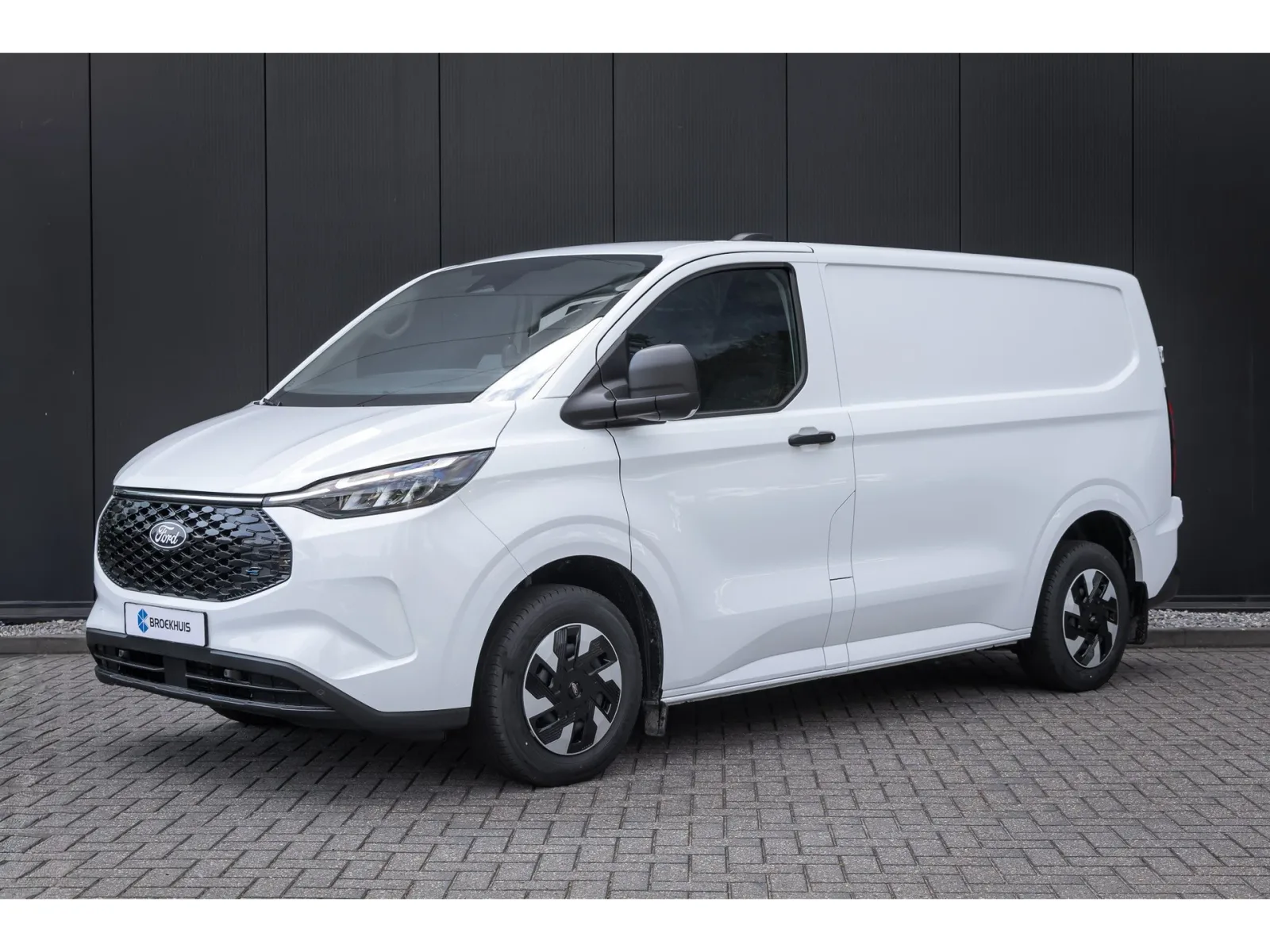 Ford E-Transit Custom (2026) — foto 1