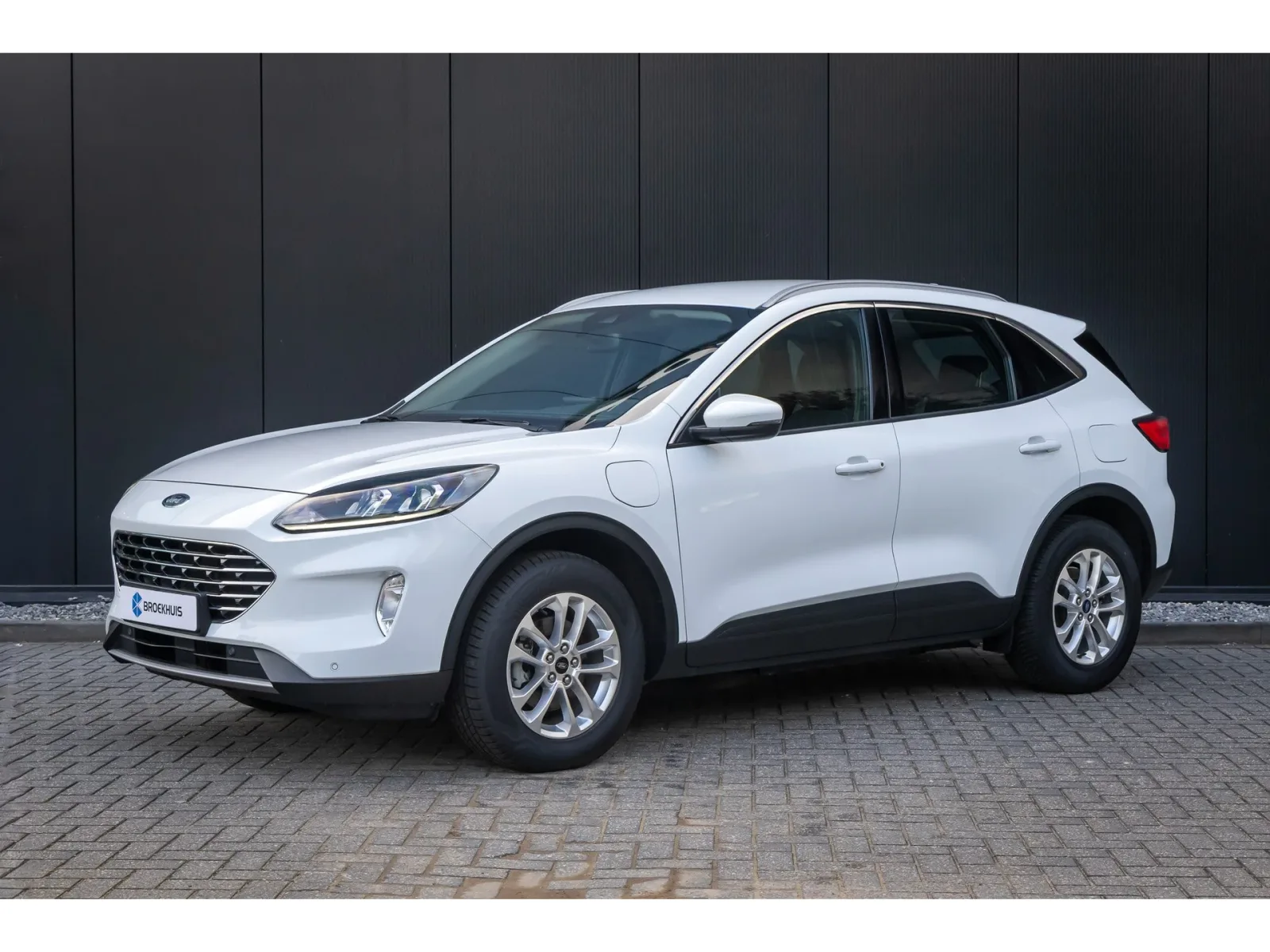 Ford Kuga (2022) — foto 1