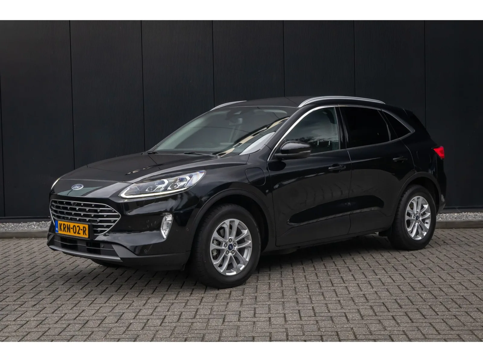 Ford Kuga (2023) — foto 1