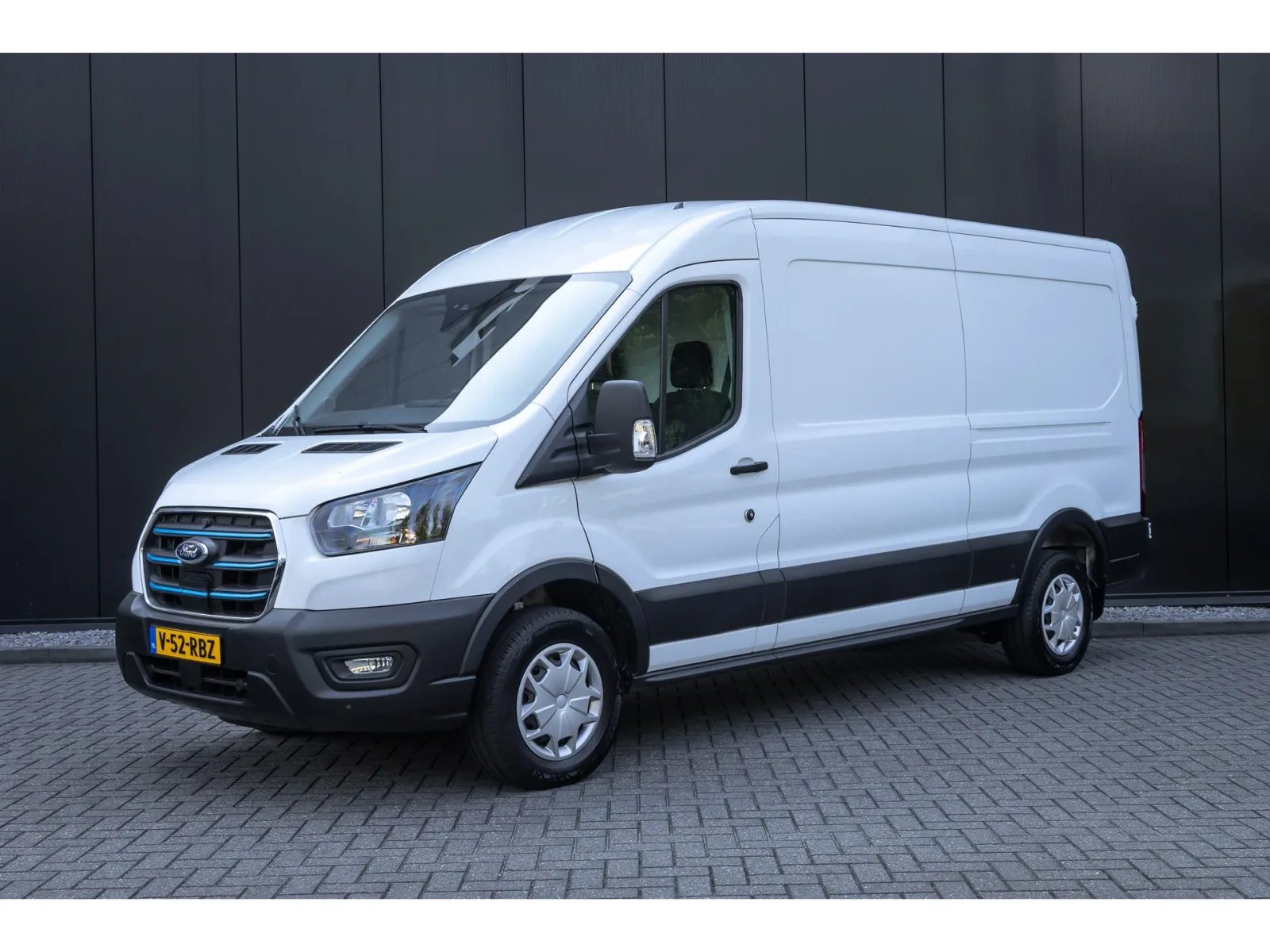 Ford E-Transit (2023) — foto 1