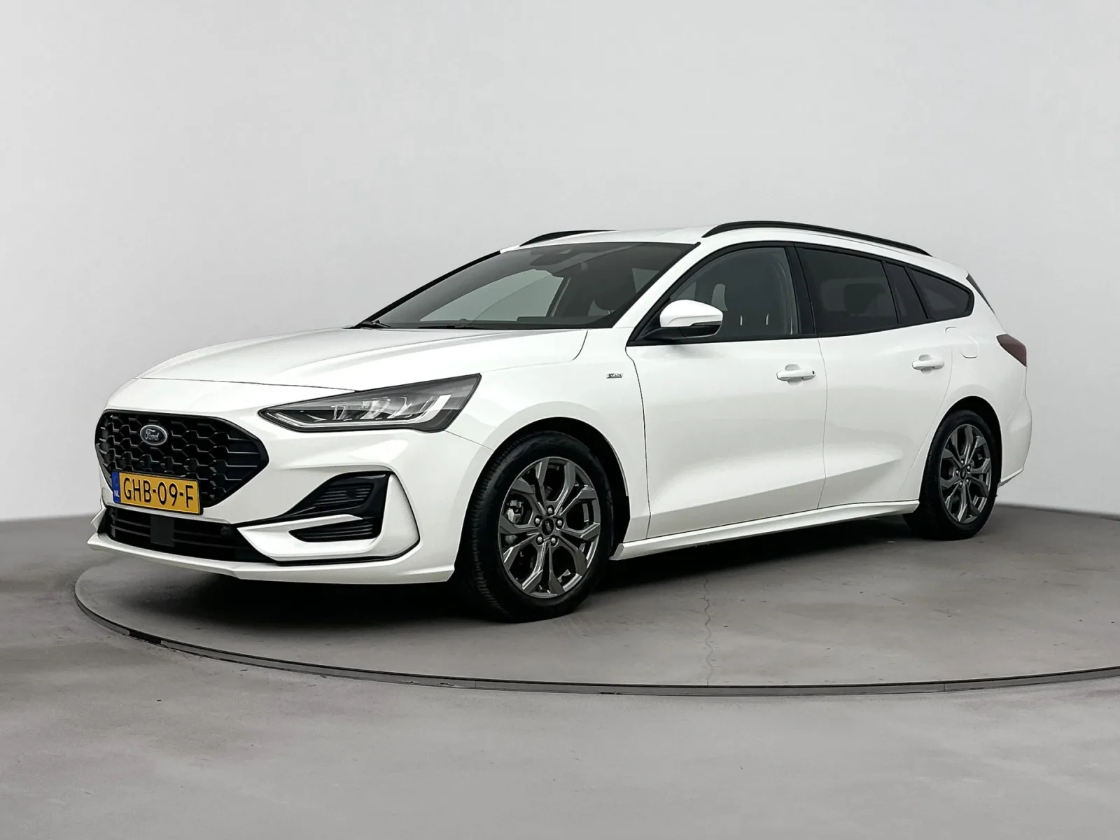 Ford Focus (2024) — foto 1