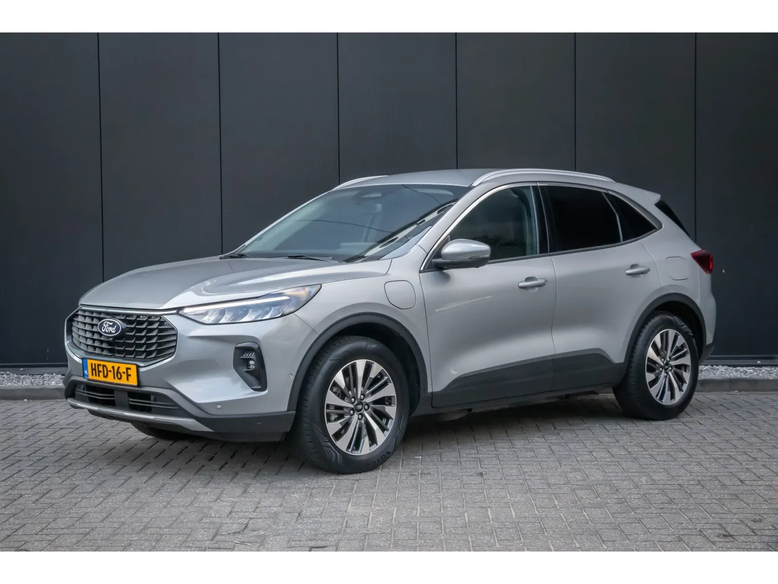 Ford Kuga (2025) — foto 1