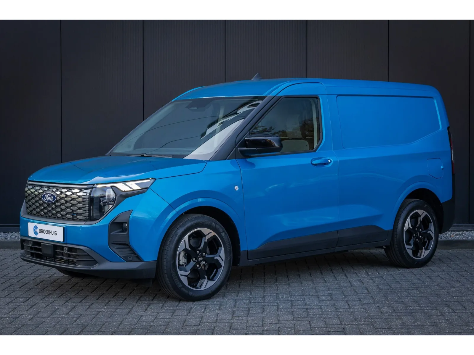 Ford E-Transit (2025) — foto 1