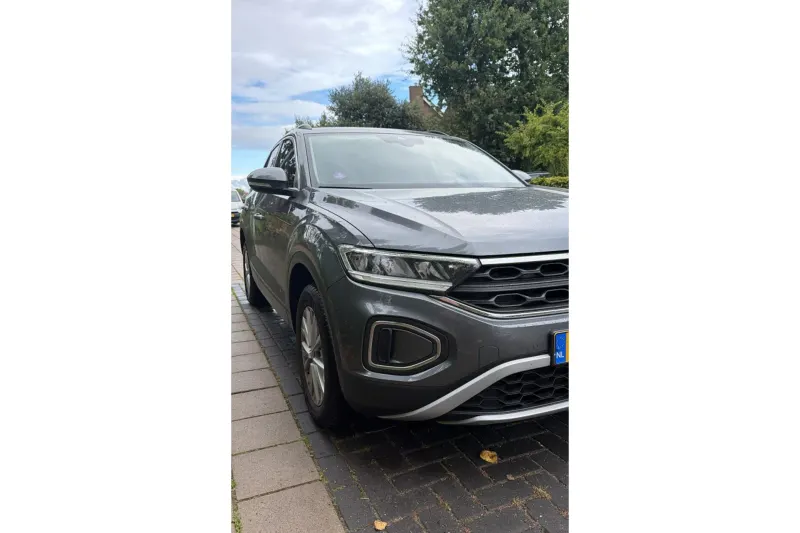 Volkswagen T-Roc (2022)