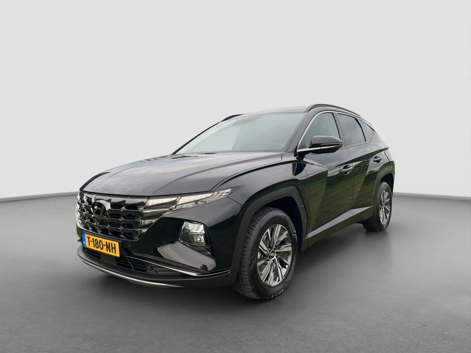 Hyundai Tucson (2023) — foto 1