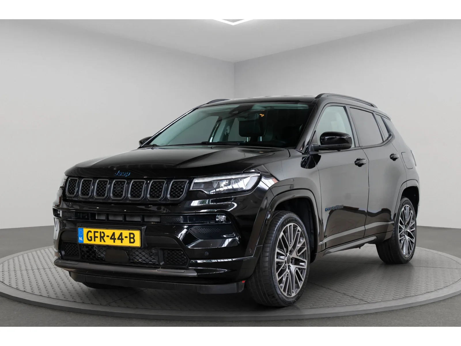 Jeep Compass (2024) — foto 1