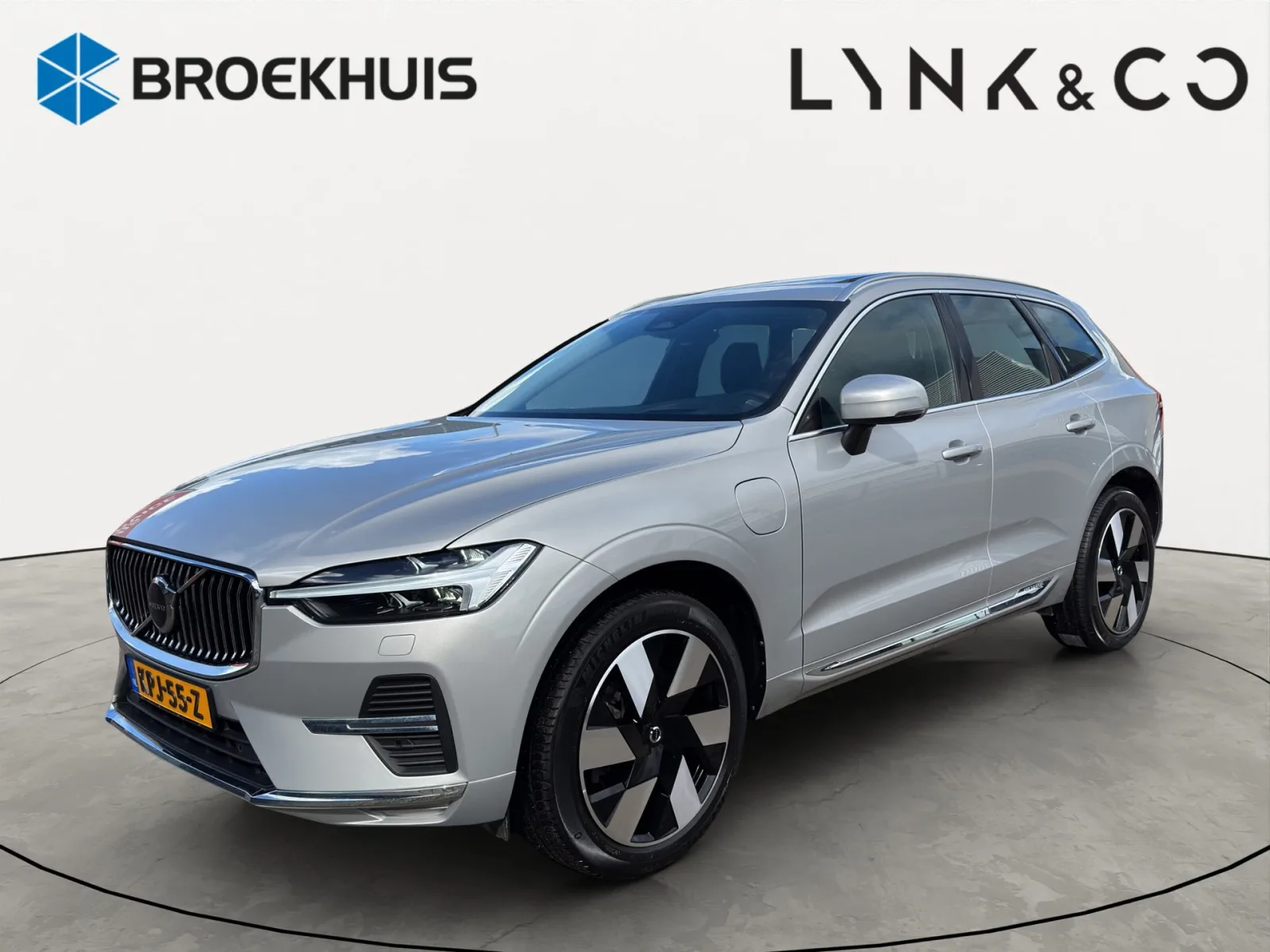 Volvo XC60 (2023) — foto 1