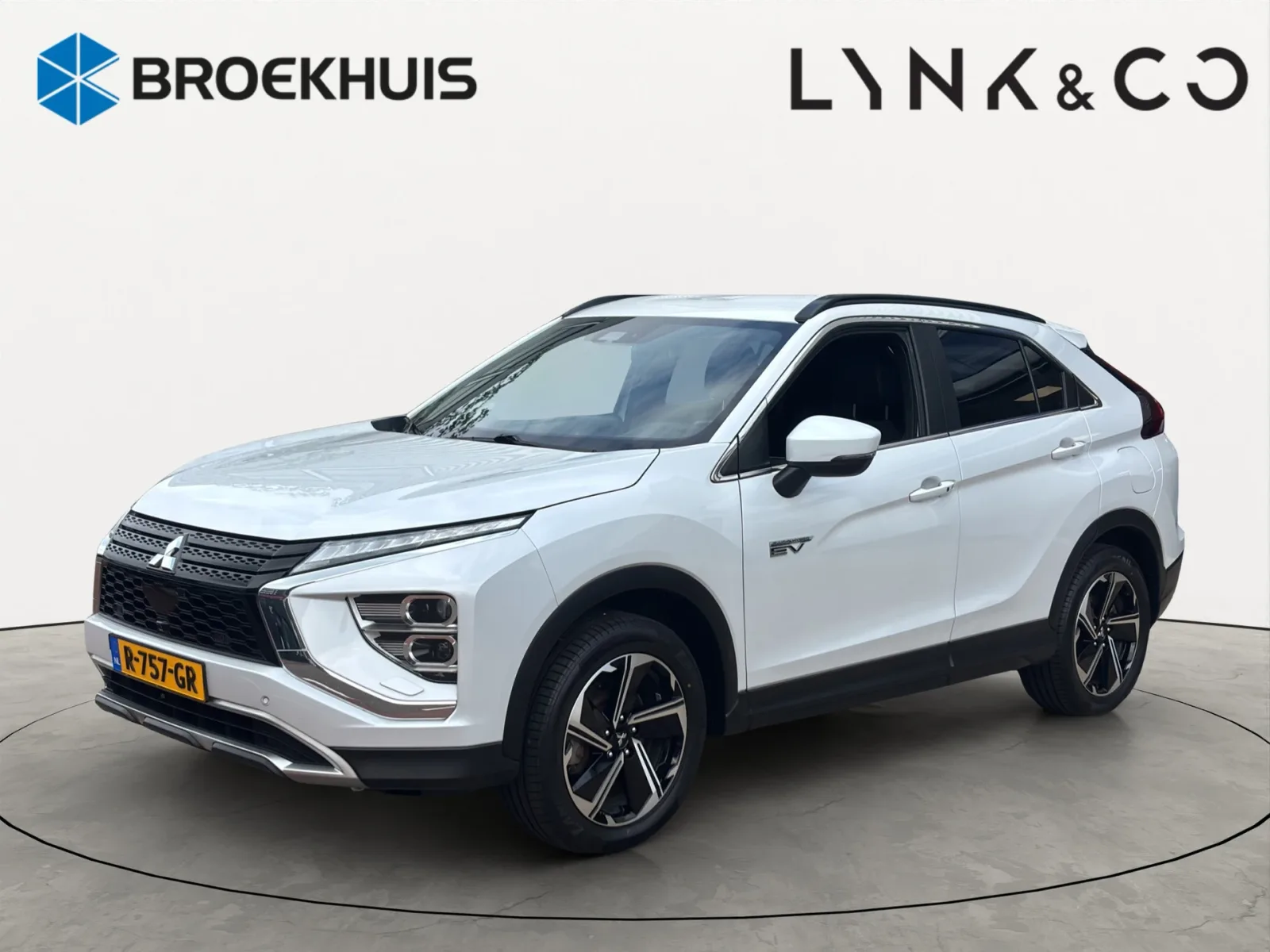 Mitsubishi Eclipse Cross (2022) — foto 1