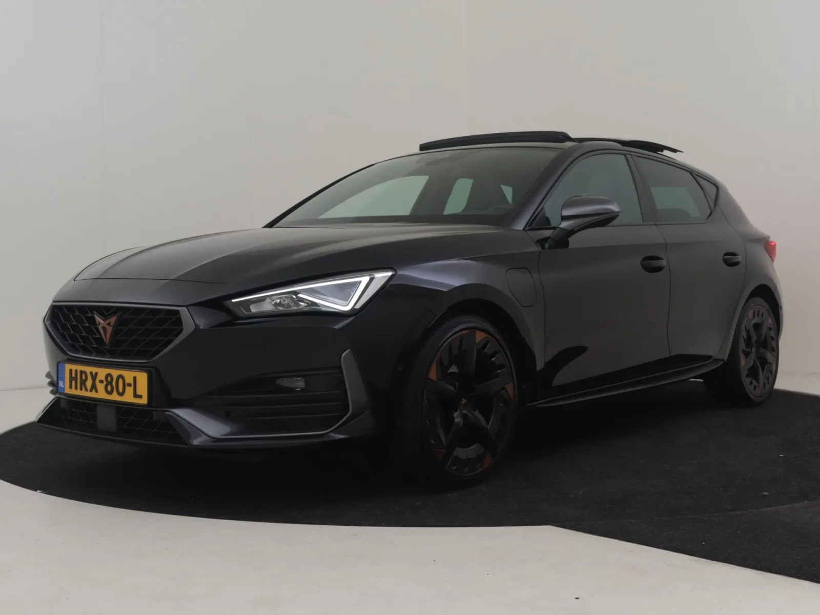 CUPRA Leon (2021) — foto 1