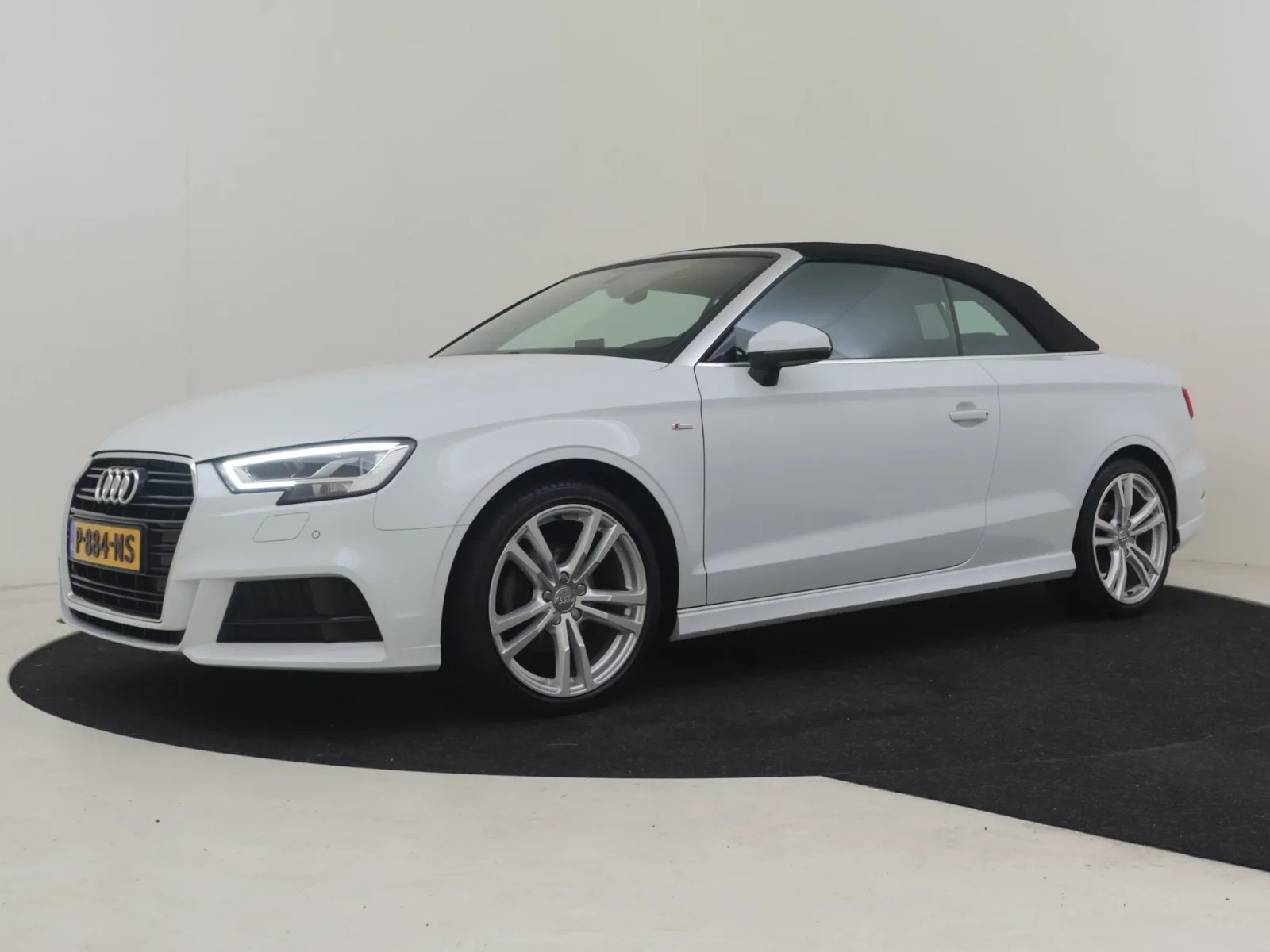 Audi A3 (2018) — foto 1