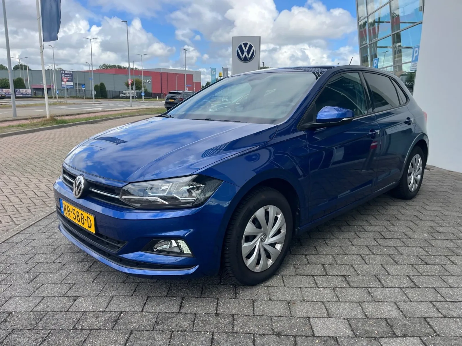 Volkswagen Polo (2018) — foto 1